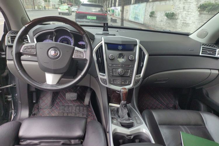 Used Cadillac SRX 2010 3.0L Flagship Edition Center Console
