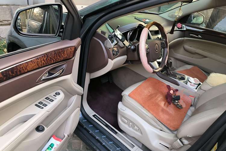 Used Cadillac SRX 2010 3.0L Flagship Edition Driver Seat