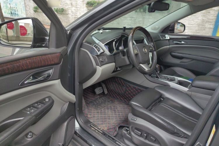 Used Cadillac SRX 2010 3.0L Flagship Edition Driver Seat