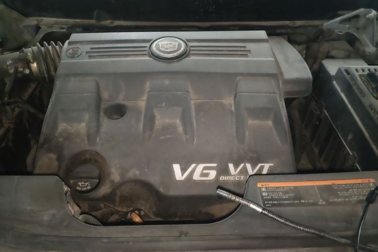 Used Cadillac SRX 2010 3.0L Flagship Edition Engine Bay