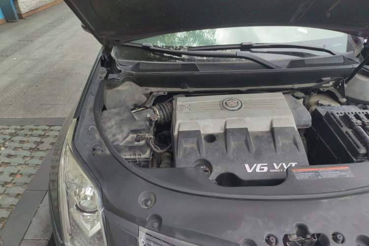 Used Cadillac SRX 2010 3.0L Flagship Edition Engine Bay Right