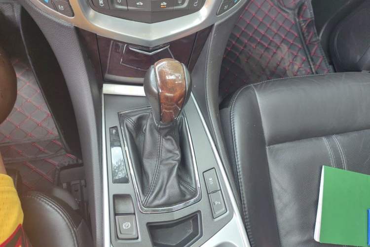 Used Cadillac SRX 2010 3.0L Flagship Edition Gear Lever