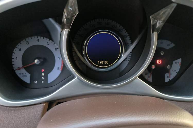 Used Cadillac SRX 2010 3.0L Flagship Edition Odometer Close Up