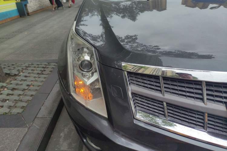 Used Cadillac SRX 2010 3.0L Flagship Edition Right Front Headlight