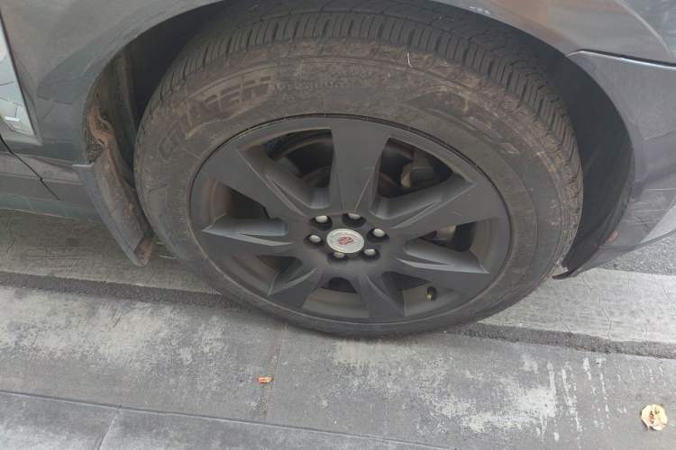 Used Cadillac SRX 2010 3.0L Flagship Edition Right Front Wheel Hub