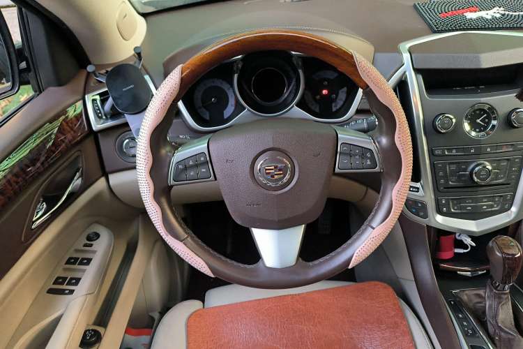 Used Cadillac SRX 2010 3.0L Flagship Edition Steering Wheel