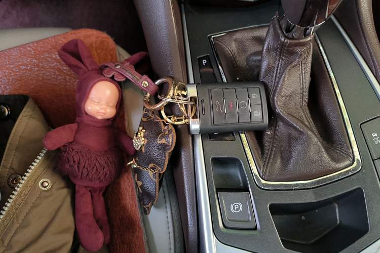 Used Cadillac SRX 2010 3.0L Flagship Edition Vehicle Key