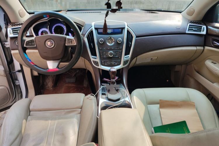 Used Cadillac SRX 2010 3.0L Flagship Edition Center Console