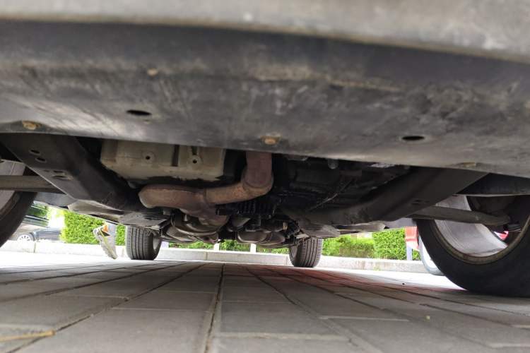 Used Cadillac SRX 2010 3.0L Flagship Edition Chassis Front