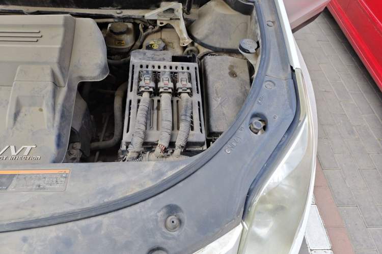 Used Cadillac SRX 2010 3.0L Flagship Edition Engine Bay Left