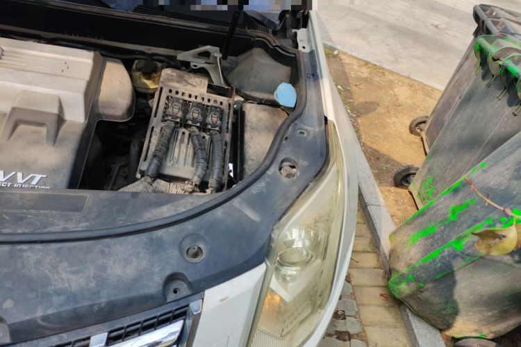 Used Cadillac SRX 2010 3.0L Flagship Edition Engine Bay Left