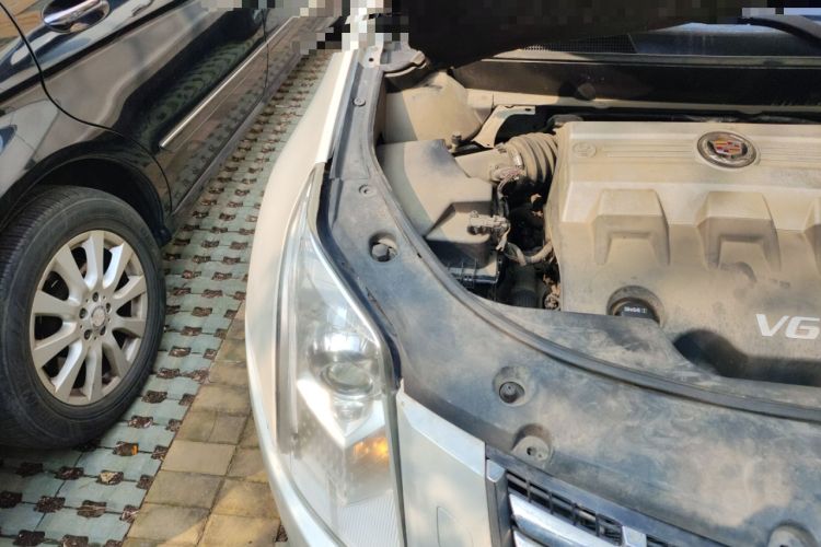 Used Cadillac SRX 2010 3.0L Flagship Edition Engine Bay Right