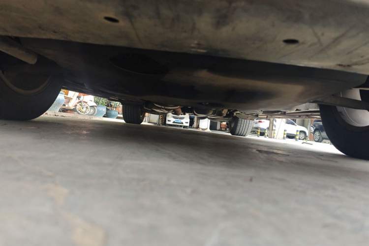 Used Cadillac SRX 2010 3.0L Flagship Edition Chassis Front