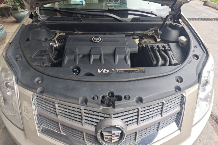 Used Cadillac SRX 2010 3.0L Flagship Edition Engine Bay