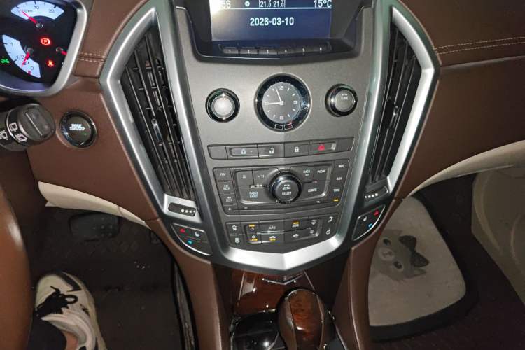 Used Cadillac SRX 2011 3.0L Luxury Model Audio And AC Panel