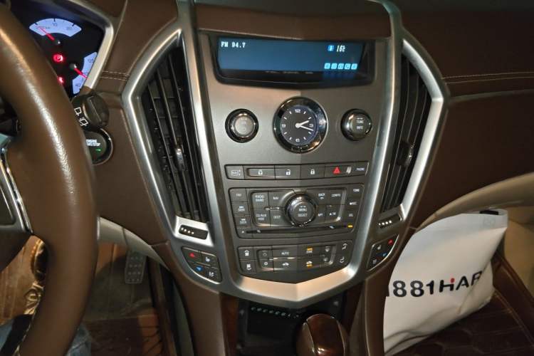 Used Cadillac SRX 2011 3.0L Flagship Edition Audio And AC Panel