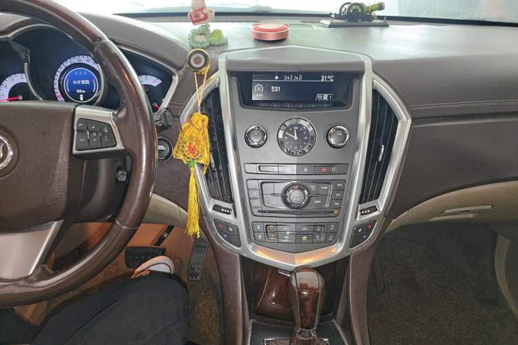 Used Cadillac SRX 2011 3.0L Luxury Model Audio And AC Panel