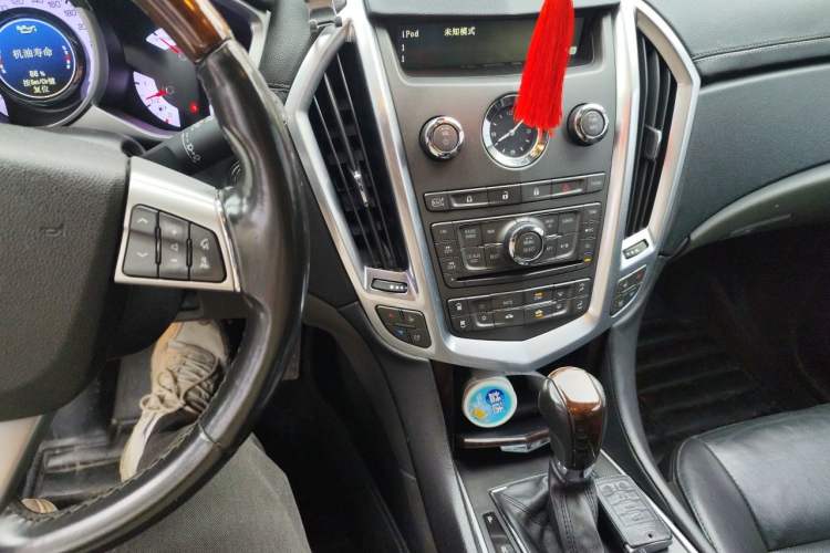 Used Cadillac SRX 2011 3.0L Flagship Edition Audio And AC Panel