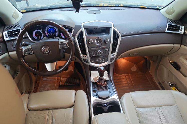 Used Cadillac SRX 2011 3.0L Flagship Edition Center Console