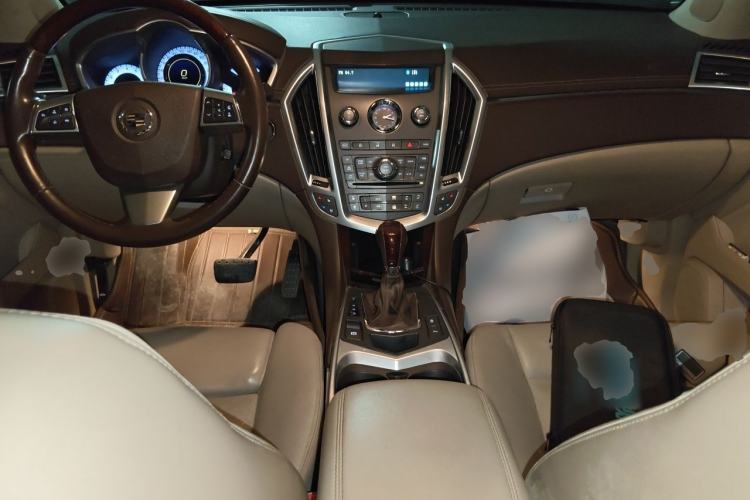 Used Cadillac SRX 2011 3.0L Flagship Edition Center Console
