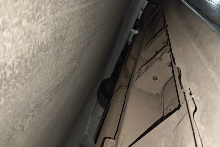 Used Cadillac SRX 2011 3.0L Flagship Edition Chassis Front Right