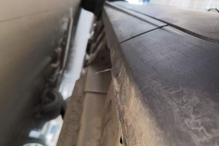 Used Cadillac SRX 2011 3.0L Luxury Model Chassis Rear Left