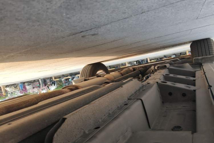 Used Cadillac SRX 2011 3.0L Luxury Model Chassis Rear Left