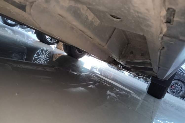 Used Cadillac SRX 2011 3.0L Luxury Model Chassis Rear Right