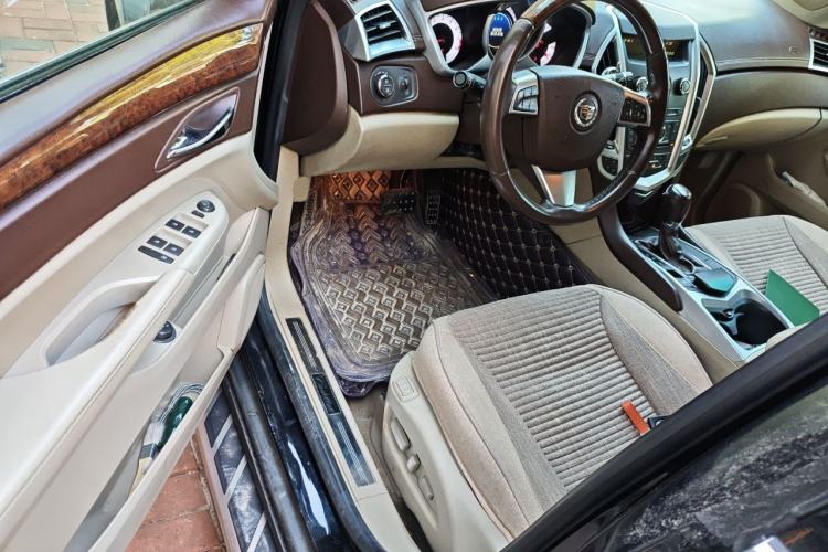 Used Cadillac SRX 2011 3.0L Flagship Edition Driver Seat