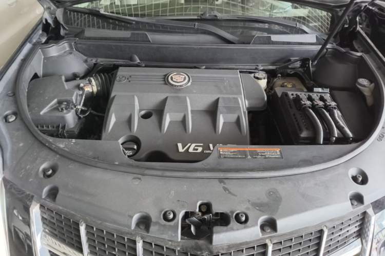 Used Cadillac SRX 2011 3.0L Luxury Model Engine Bay