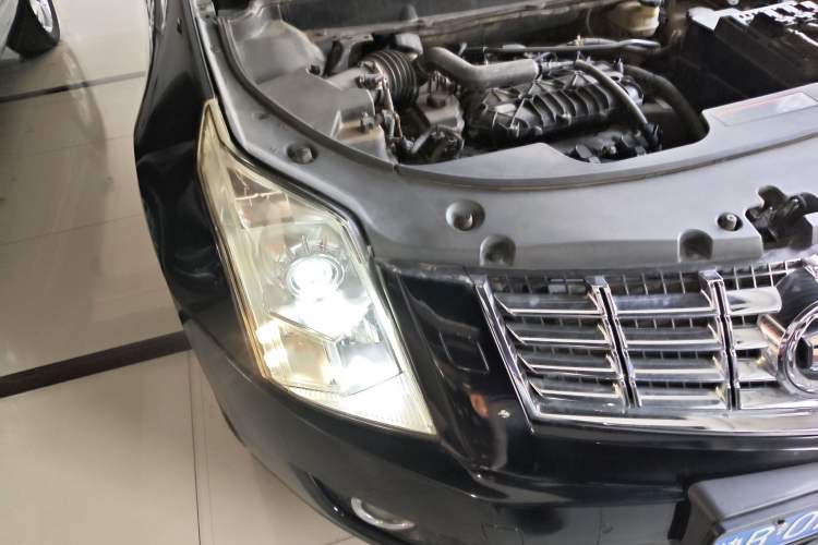 Used Cadillac SRX 2011 3.0L Flagship Edition Engine Bay Right