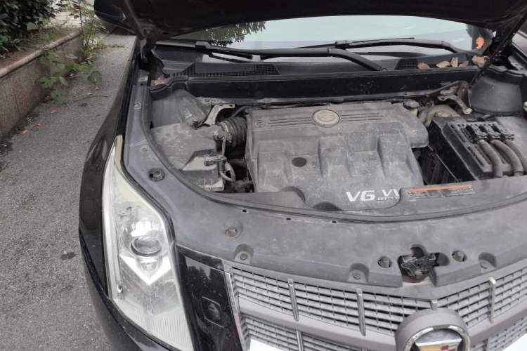 Used Cadillac SRX 2011 3.0L Flagship Edition Engine Bay Right