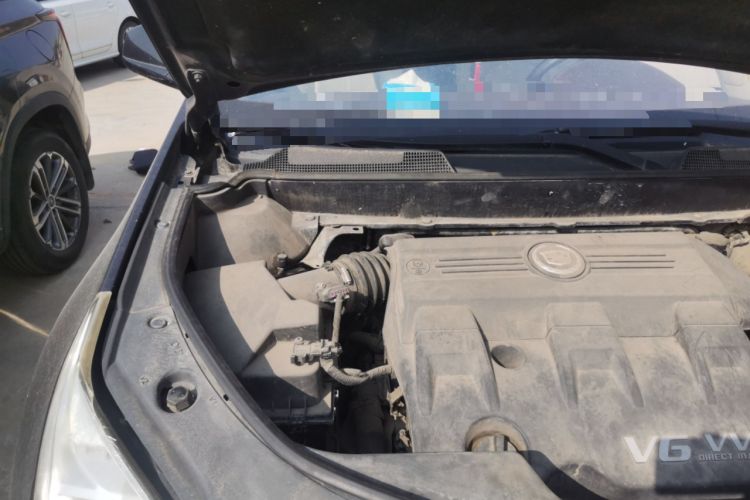 Used Cadillac SRX 2011 3.0L Flagship Edition Engine Bay Right