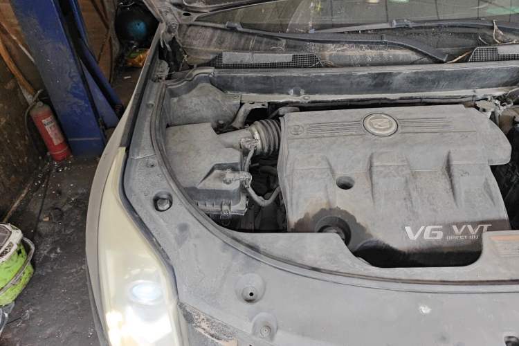 Used Cadillac SRX 2011 3.0L Luxury Model Engine Bay Right
