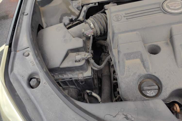 Used Cadillac SRX 2011 3.0L Flagship Edition Engine Bay Right