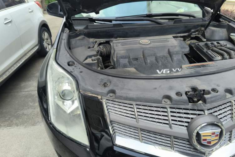 Used Cadillac SRX 2011 3.0L Flagship Edition Engine Bay Right