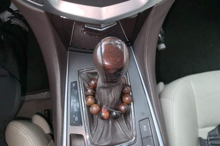 Used Cadillac SRX 2011 3.0L Flagship Edition Gear Lever