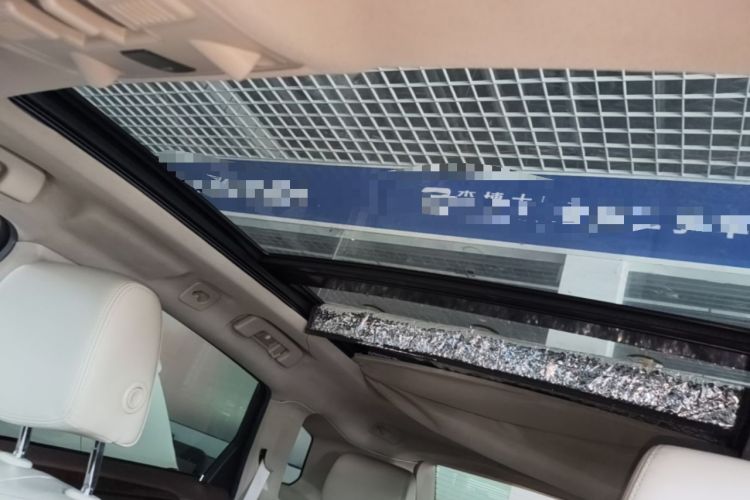 Used Cadillac SRX 2011 3.0L Luxury Model Headliner