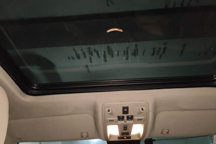 Used Cadillac SRX 2011 3.0L Flagship Edition Headliner
