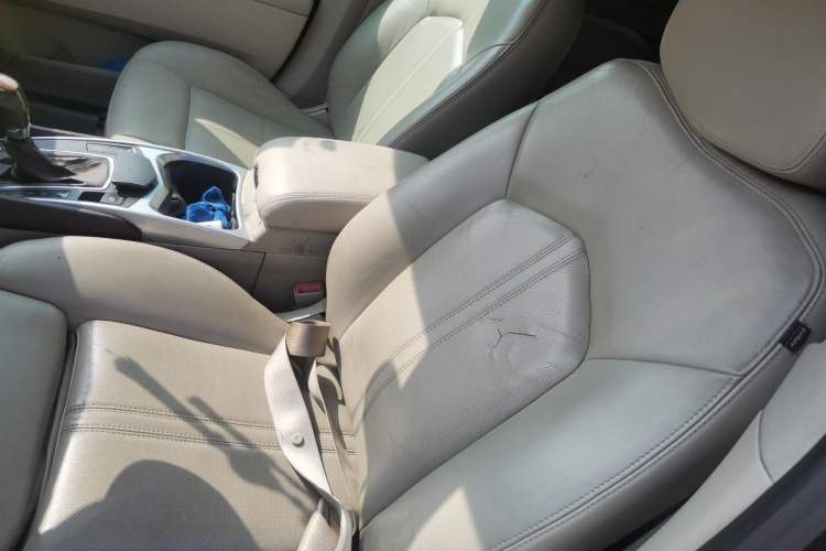 Used Cadillac SRX 2011 3.0L Flagship Edition Left Front Seat