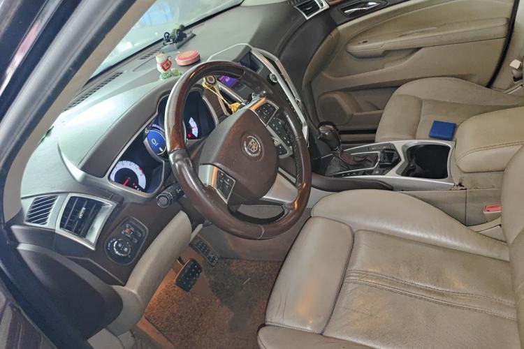 Used Cadillac SRX 2011 3.0L Luxury Model Left Front Seat