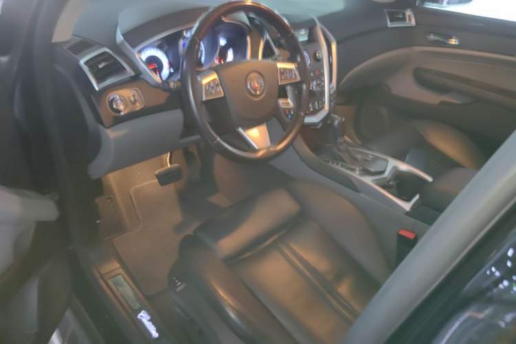 Used Cadillac SRX 2011 3.0L Luxury Model Left Front Seat