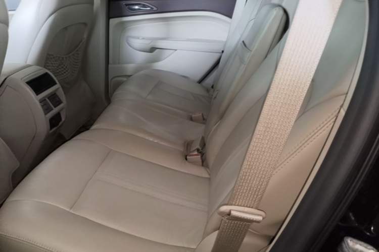 Used Cadillac SRX 2011 3.0L Luxury Model Left Rear Seat