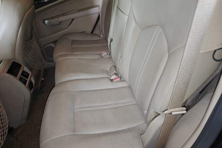 Used Cadillac SRX 2011 3.0L Luxury Model Left Rear Seat