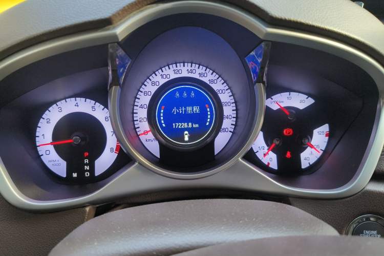 Used Cadillac SRX 2011 3.0L Luxury Model Odometer Close Up