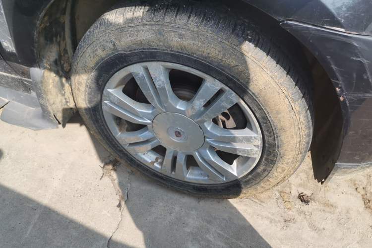 Used Cadillac SRX 2011 3.0L Flagship Edition Right Front Wheel Hub