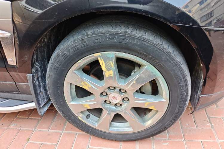 Used Cadillac SRX 2011 3.0L Flagship Edition Right Front Wheel Hub