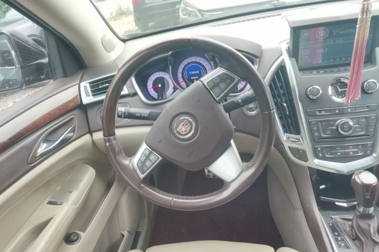 Used Cadillac SRX 2011 3.0L Luxury Model Steering Wheel