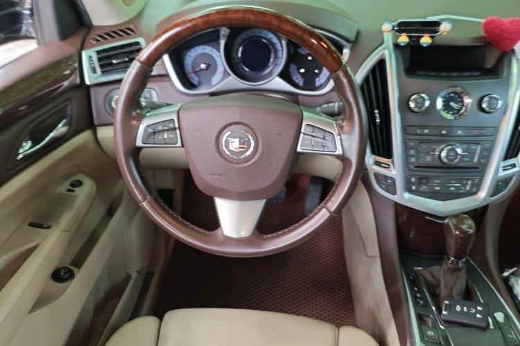 Used Cadillac SRX 2011 3.0L Luxury Model Steering Wheel