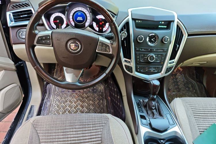 Used Cadillac SRX 2011 3.0L Flagship Edition Steering Wheel